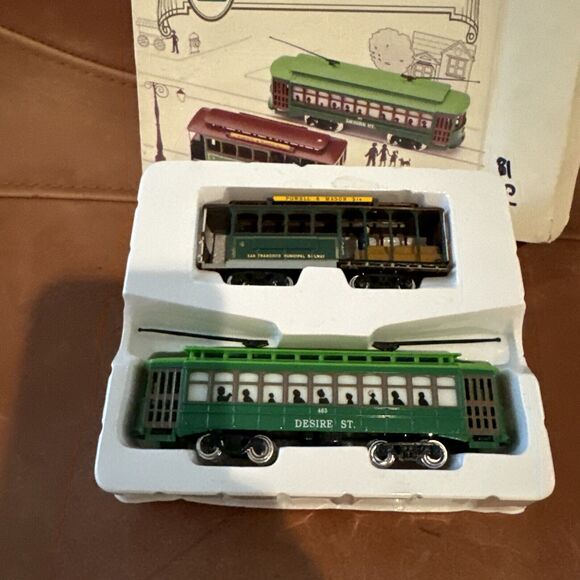 2 Classic Streetcars HO Scale San Francisco Cable Car Desire Street Trolley - Picture 3 of 5